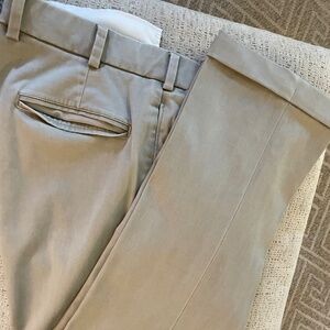 Bills Khakis M2 Classic Fit with cuff sz36